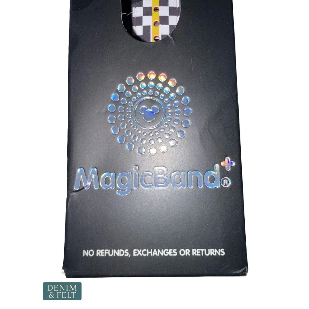 NEW Disney Park Lightning McQueen Cars MagicBand+ Interactive Wearable Wristband